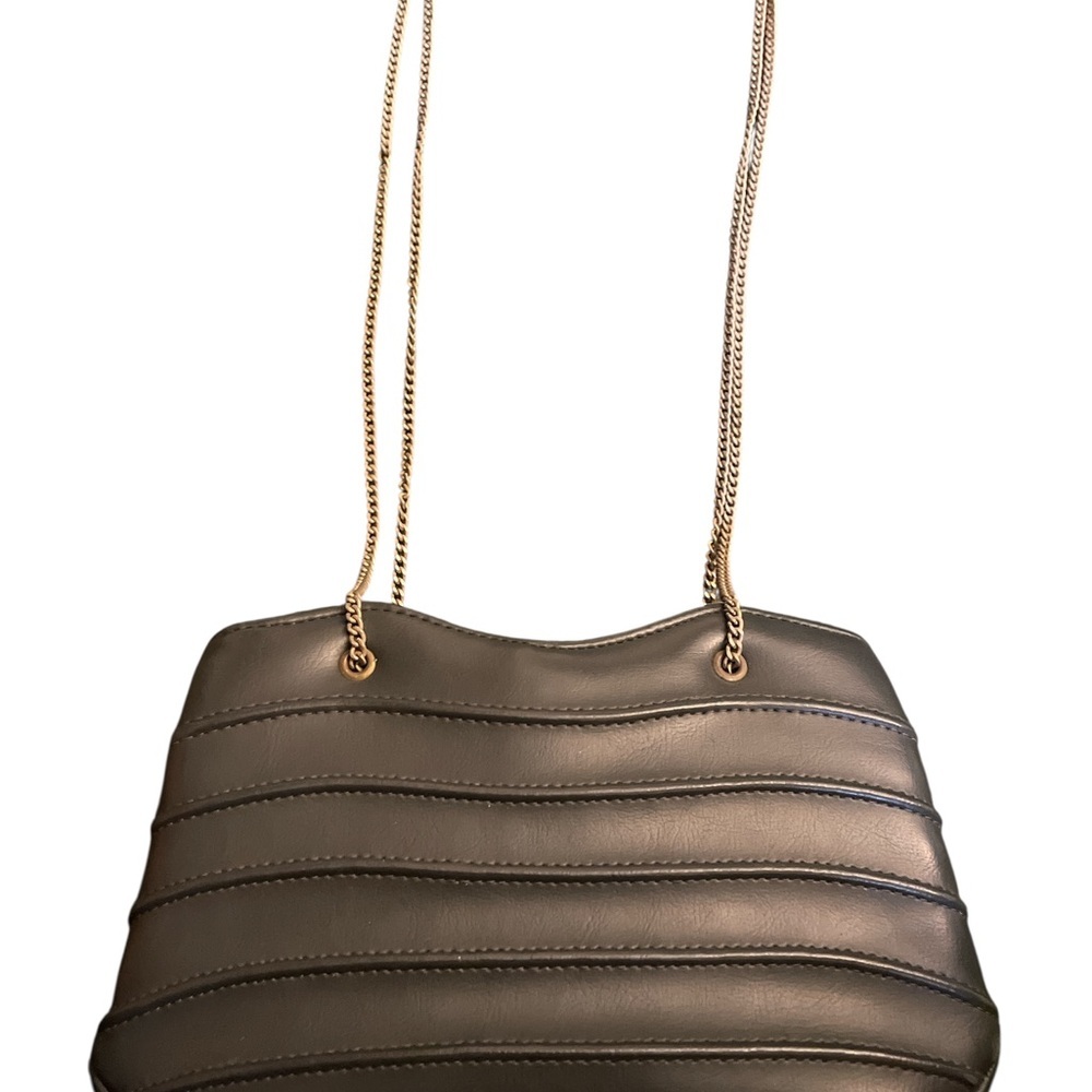 Vintage Black Faux Leather Quilted Shoulder Bag With Gold Chain Strap measure